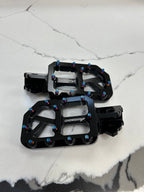 V2 Upgraded Pegs