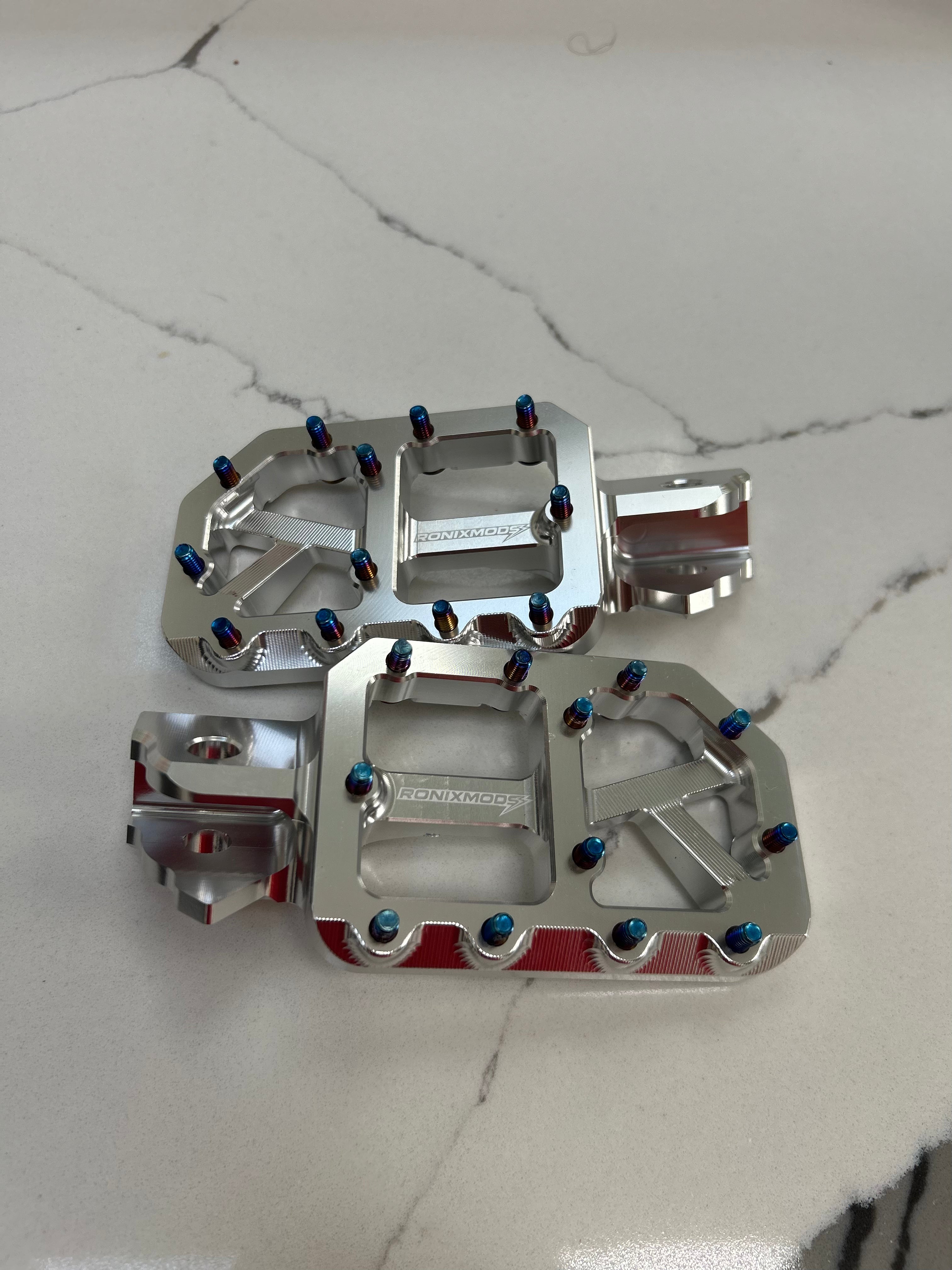 V2 Upgraded Pegs